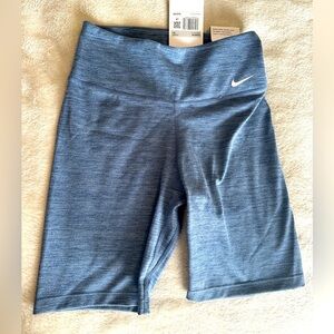 Nike The One Blue Shorts Tight Fit Mid Rise 7” Size XS Women’s Biker Shorts